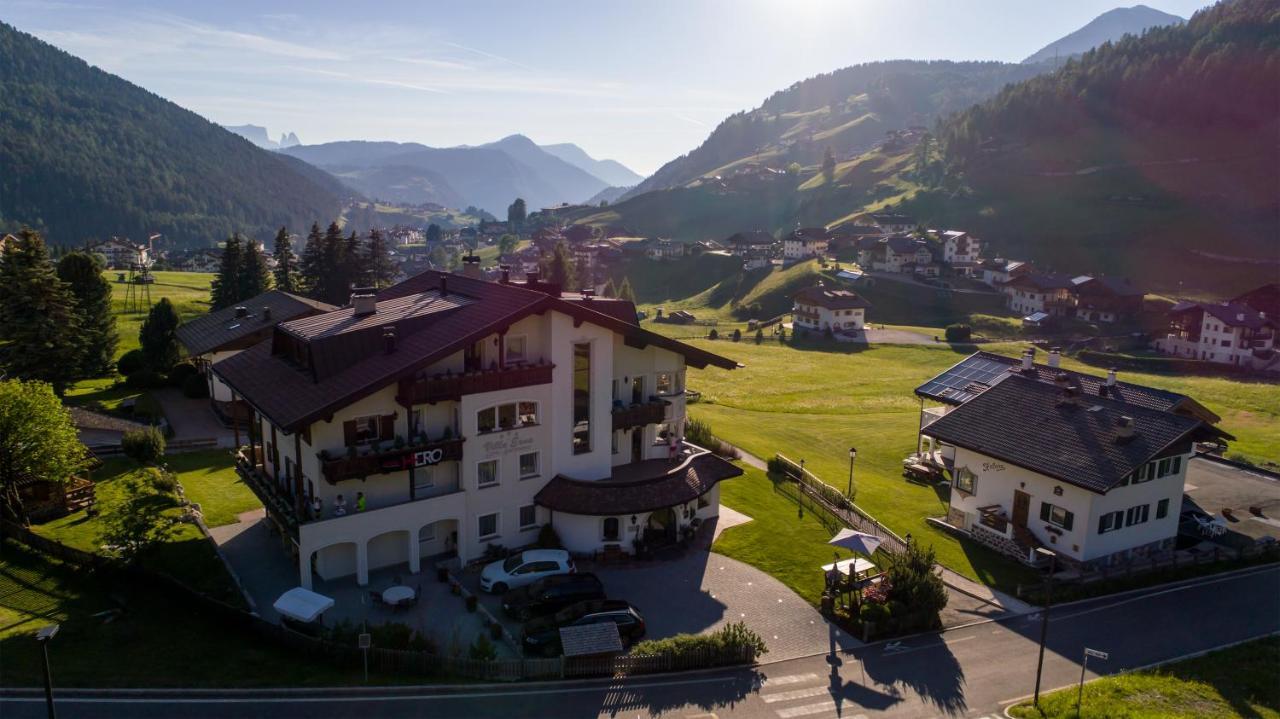 Garni Villa Erna Wolkenstein in Gröden Exterior foto