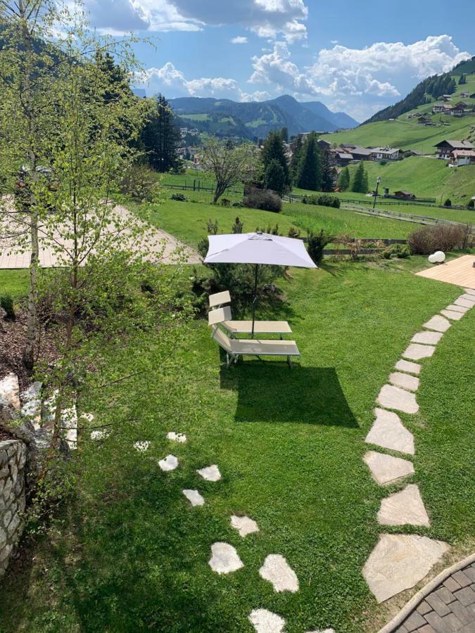 Garni Villa Erna Wolkenstein in Gröden Exterior foto