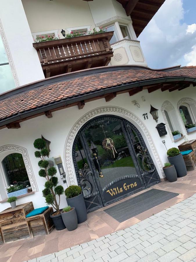 Garni Villa Erna Wolkenstein in Gröden Exterior foto